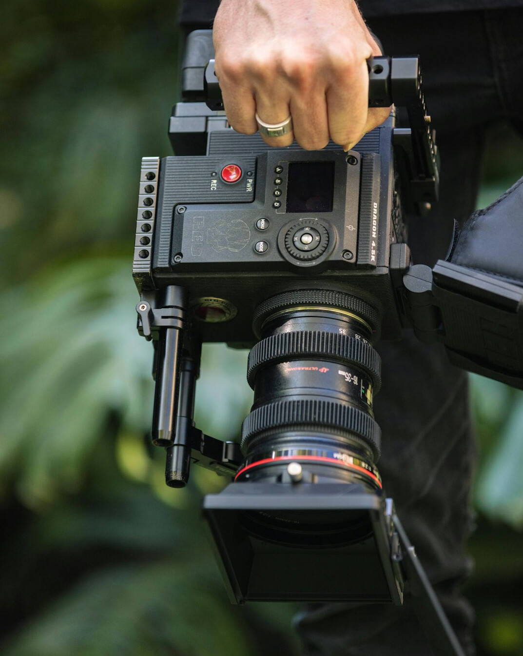 Cinema camera rig with matte box and follow focus